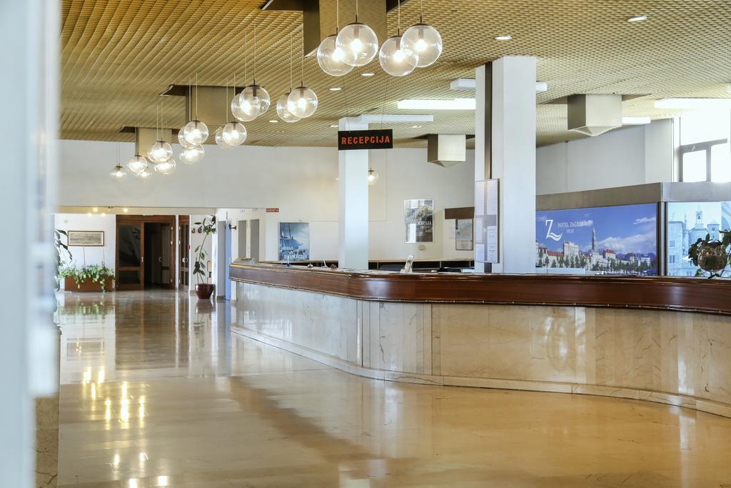 Hotel Zagreb Спліт Екстер'єр фото