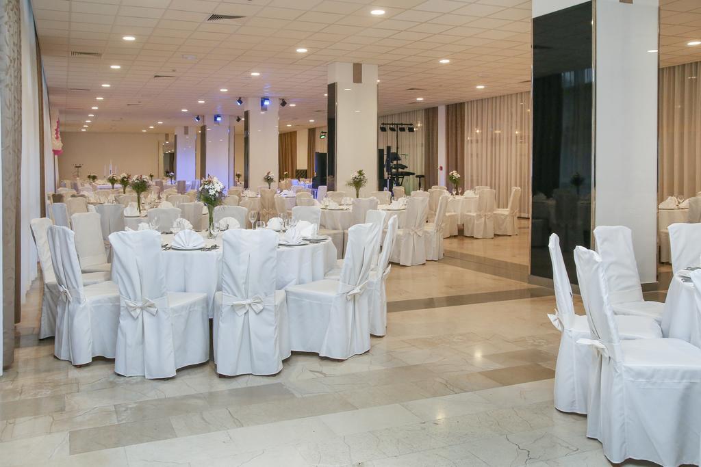 Hotel Zagreb Спліт Екстер'єр фото